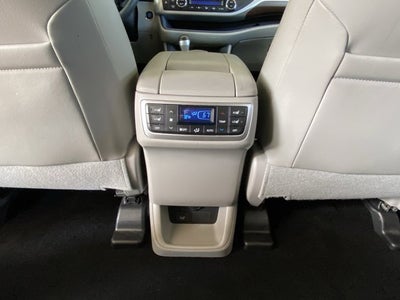 2016 Toyota Highlander Limited Platinum V6