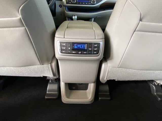 2016 Toyota Highlander Limited Platinum V6