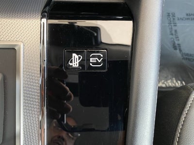 2024 Mitsubishi Outlander Plug-In Hybrid SEL