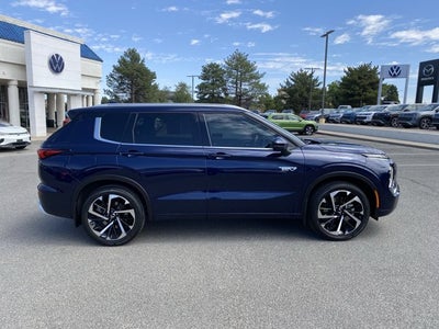 2024 Mitsubishi Outlander Plug-In Hybrid SEL
