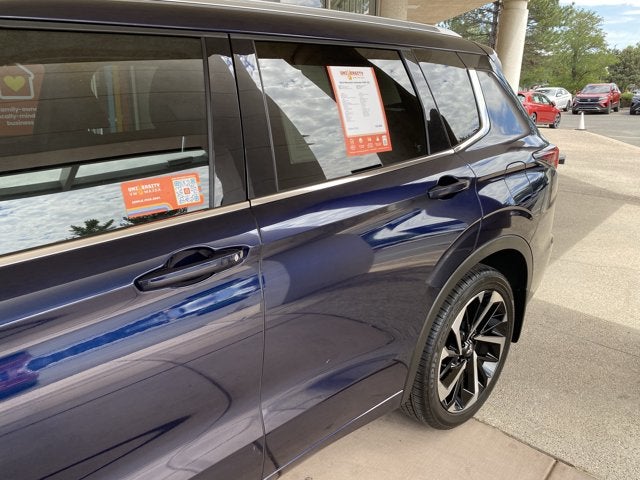 2024 Mitsubishi Outlander Plug-In Hybrid SEL