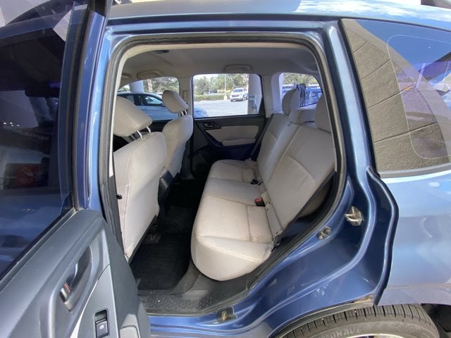 2015 Subaru Forester 2.5i