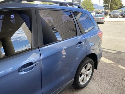 2015 Subaru Forester 2.5i