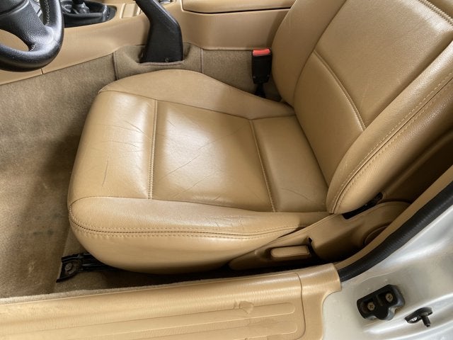 1999 Mazda Mazda MX-5 Miata Leather