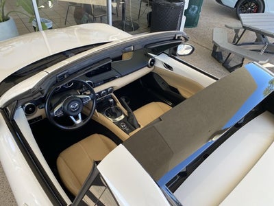 2025 Mazda Mazda MX-5 Miata RF Grand Touring