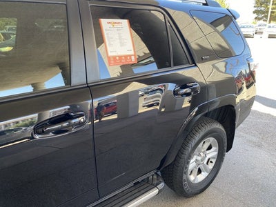 2022 Toyota 4Runner SR5