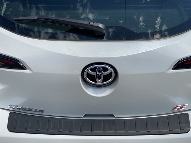 2025 Toyota Corolla Hatchback SE