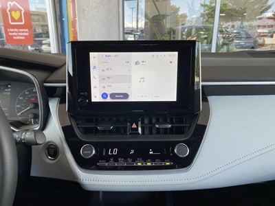 2025 Toyota Corolla Hatchback SE