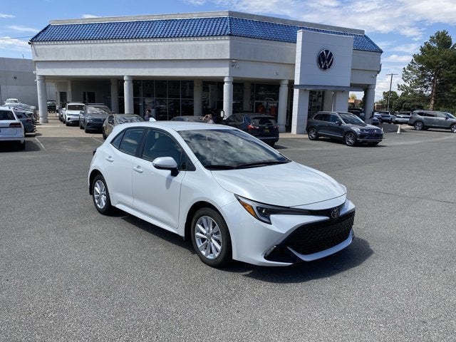 2025 Toyota Corolla Hatchback SE