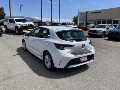 2025 Toyota Corolla Hatchback SE