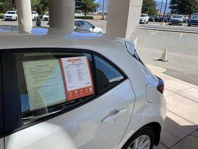 2025 Toyota Corolla Hatchback SE