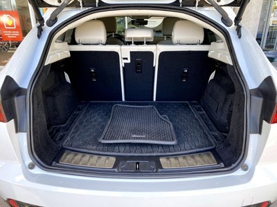 2022 Jaguar E-PACE P250 SE