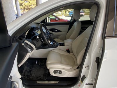 2022 Jaguar E-PACE P250 SE