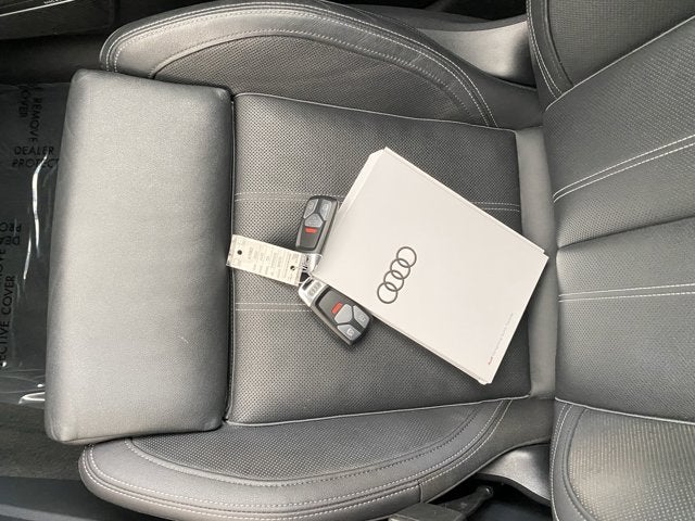 2023 Audi Q5 40 Premium Plus