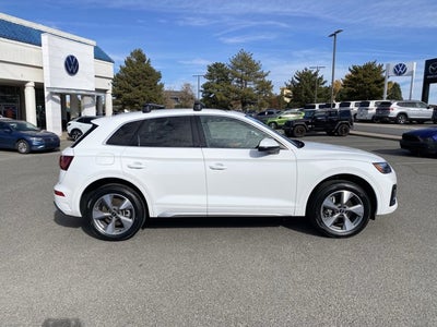 2023 Audi Q5 40 Premium Plus