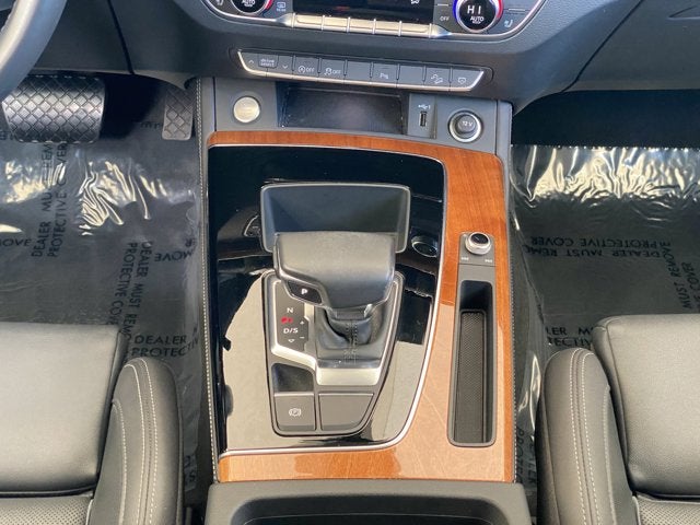 2023 Audi Q5 40 Premium Plus