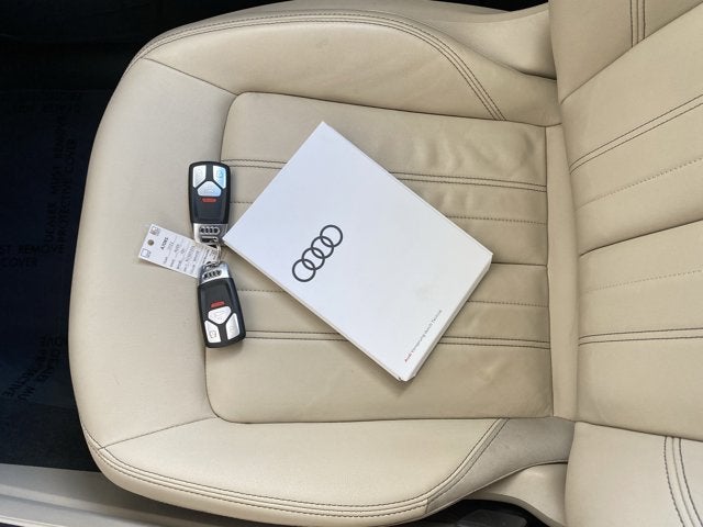 2022 Audi Q5 45 S line Premium