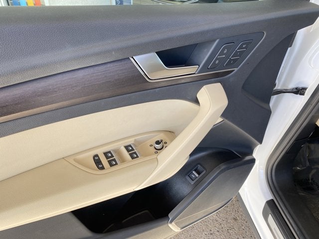 2022 Audi Q5 45 S line Premium