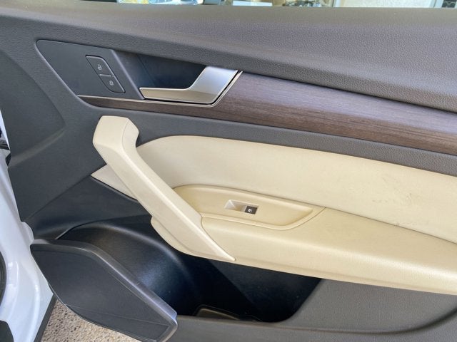 2022 Audi Q5 45 S line Premium