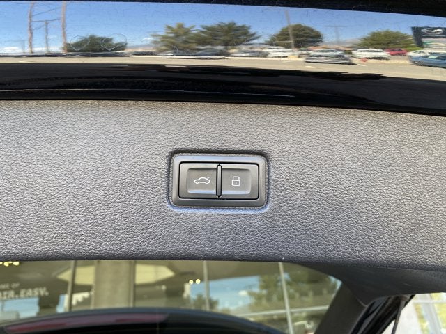 2019 Audi Q7 55 SE Premium Plus