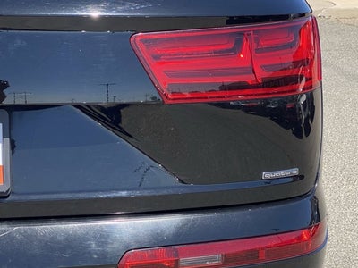 2019 Audi Q7 55 SE Premium Plus