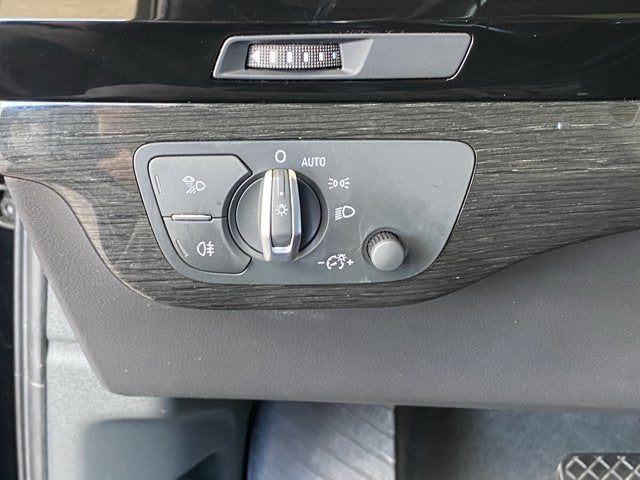 2019 Audi Q7 55 SE Premium Plus