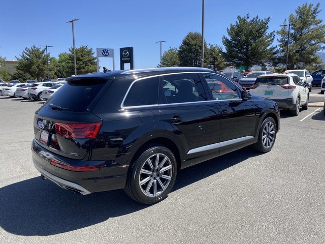 2019 Audi Q7 55 SE Premium Plus