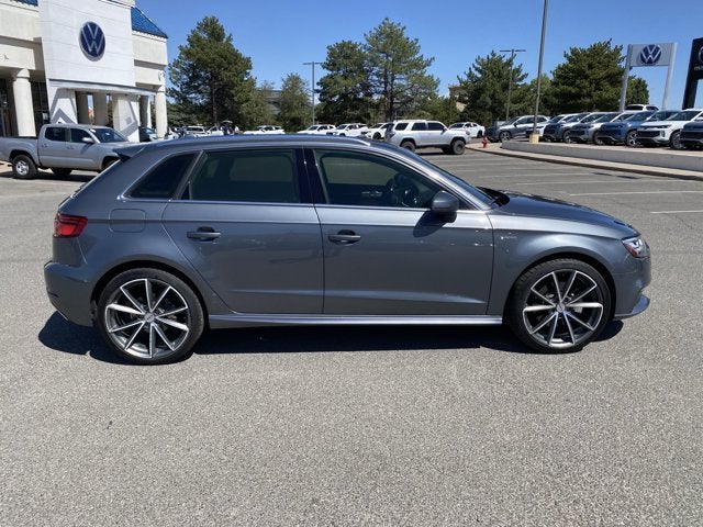 2017 Audi A3 Sportback e-tron 1.4T Premium