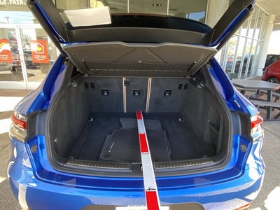 2020 Porsche Macan Base