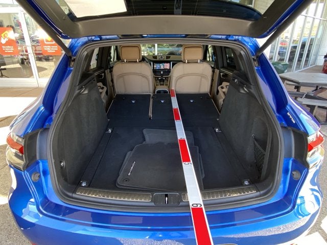 2020 Porsche Macan Base