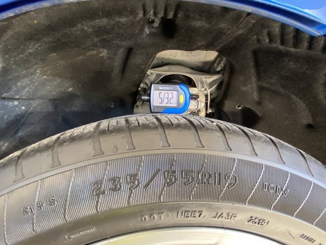 2020 Porsche Macan Base