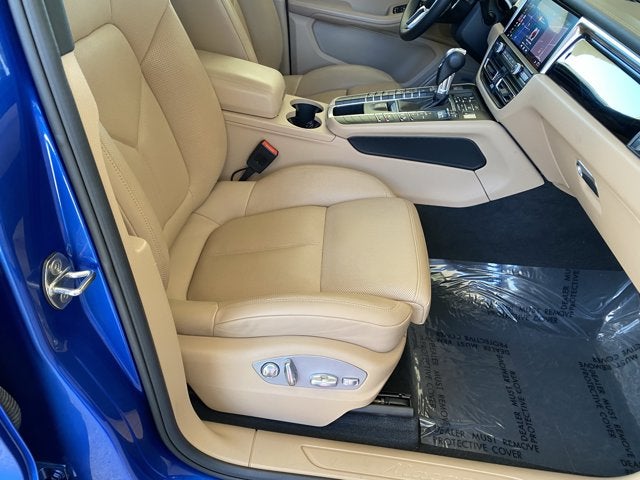 2020 Porsche Macan Base