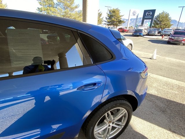 2020 Porsche Macan Base