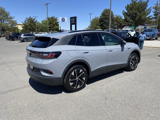 2022 Volkswagen ID.4 Pro