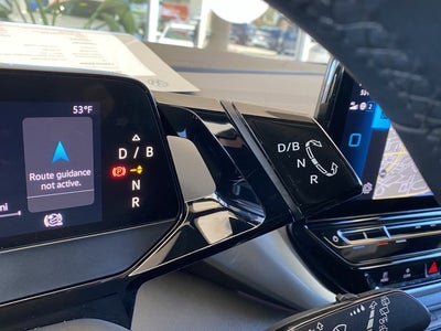 2022 Volkswagen ID.4 Pro