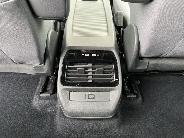 2022 Volkswagen ID.4 Pro