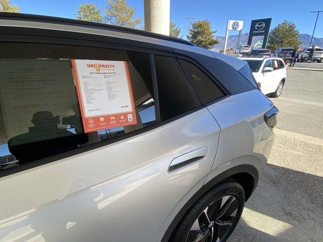 2022 Volkswagen ID.4 Pro