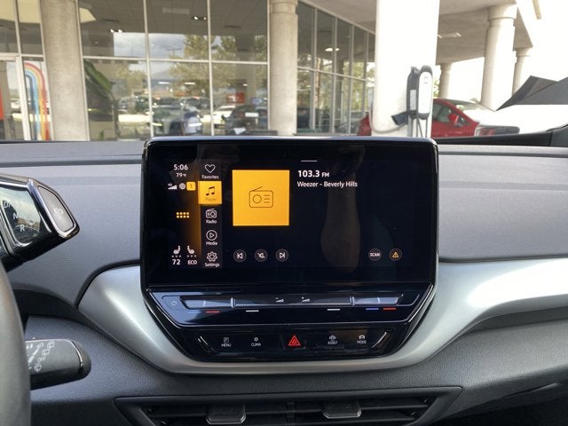 2022 Volkswagen ID.4 Pro