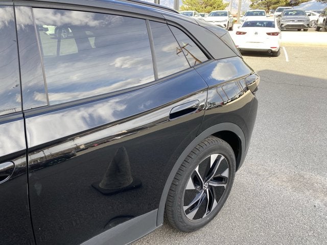 2022 Volkswagen ID.4 Pro