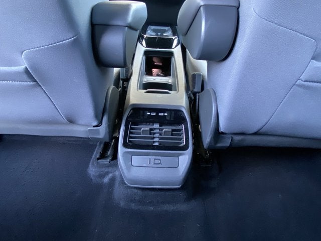 2022 Volkswagen ID.4 Pro