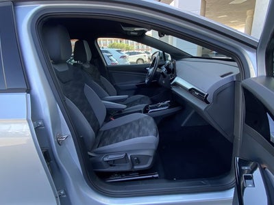 2022 Volkswagen ID.4 Pro