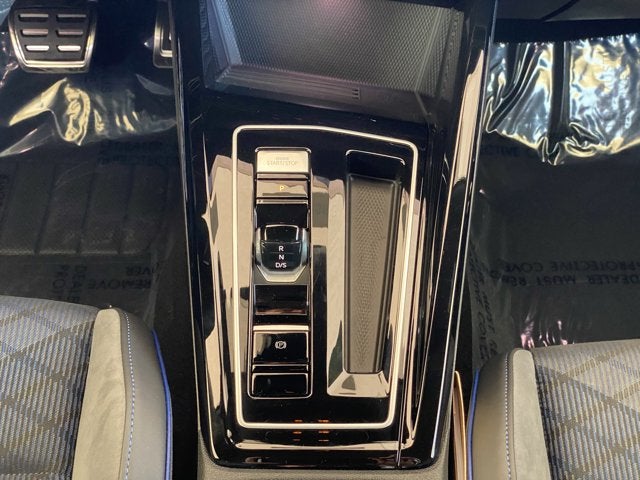 2025 Volkswagen Golf R 2.0T