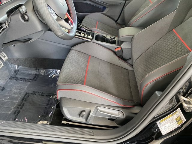 2025 Volkswagen Golf GTI SE