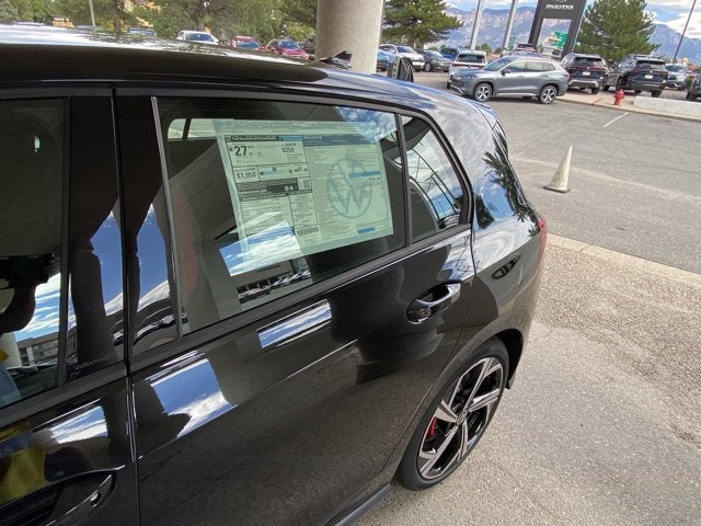 2025 Volkswagen Golf GTI SE