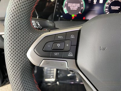 2025 Volkswagen Golf GTI SE