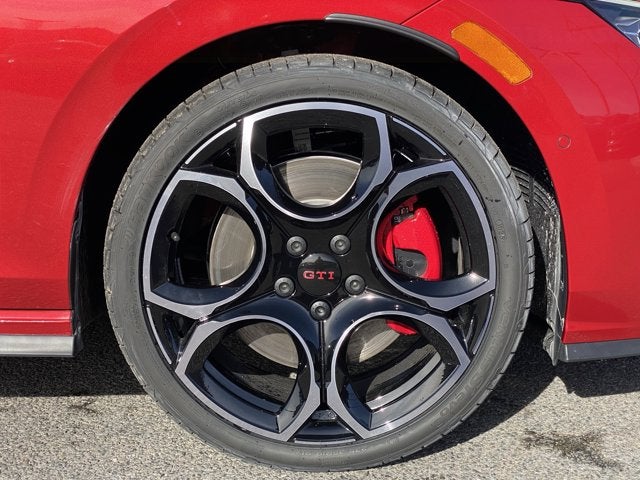 2026 Volkswagen Golf GTI Autobahn